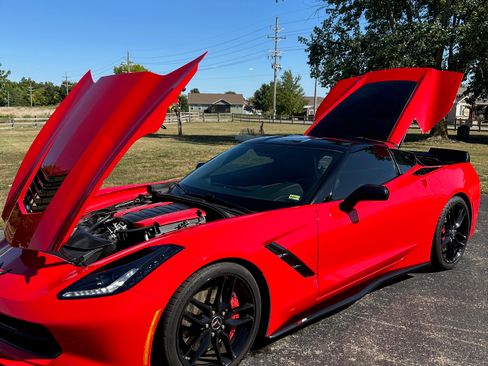 Used 2014 Chevrolet Corvette Stingray Coupe image 15