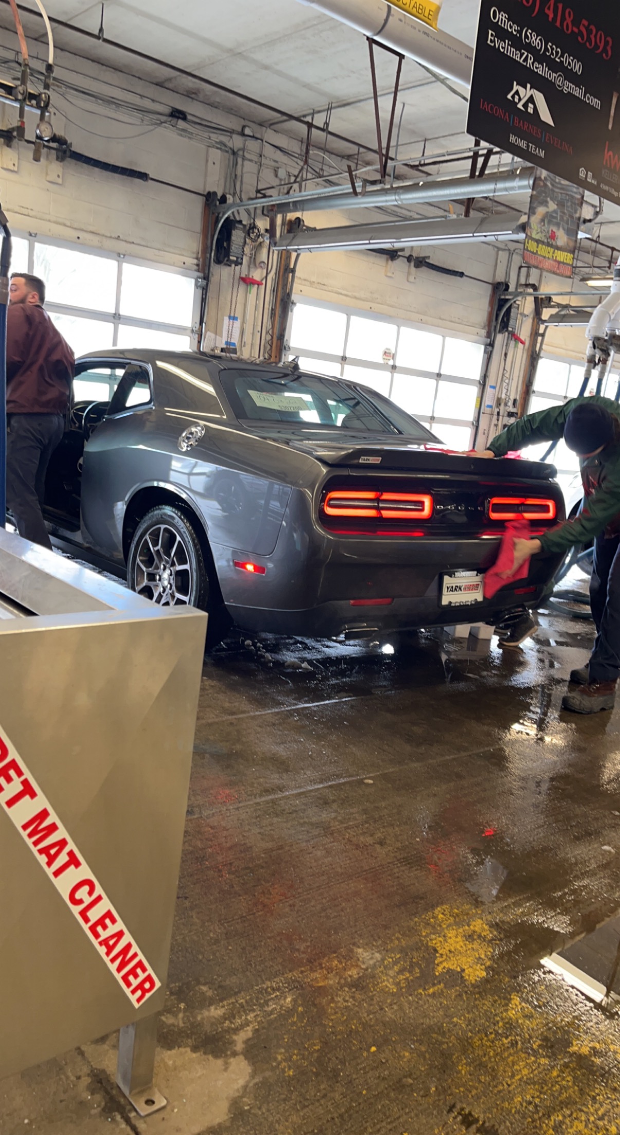 Used 2018 Dodge Challenger GT w/ GT Interior Package AWD/4WD image 8