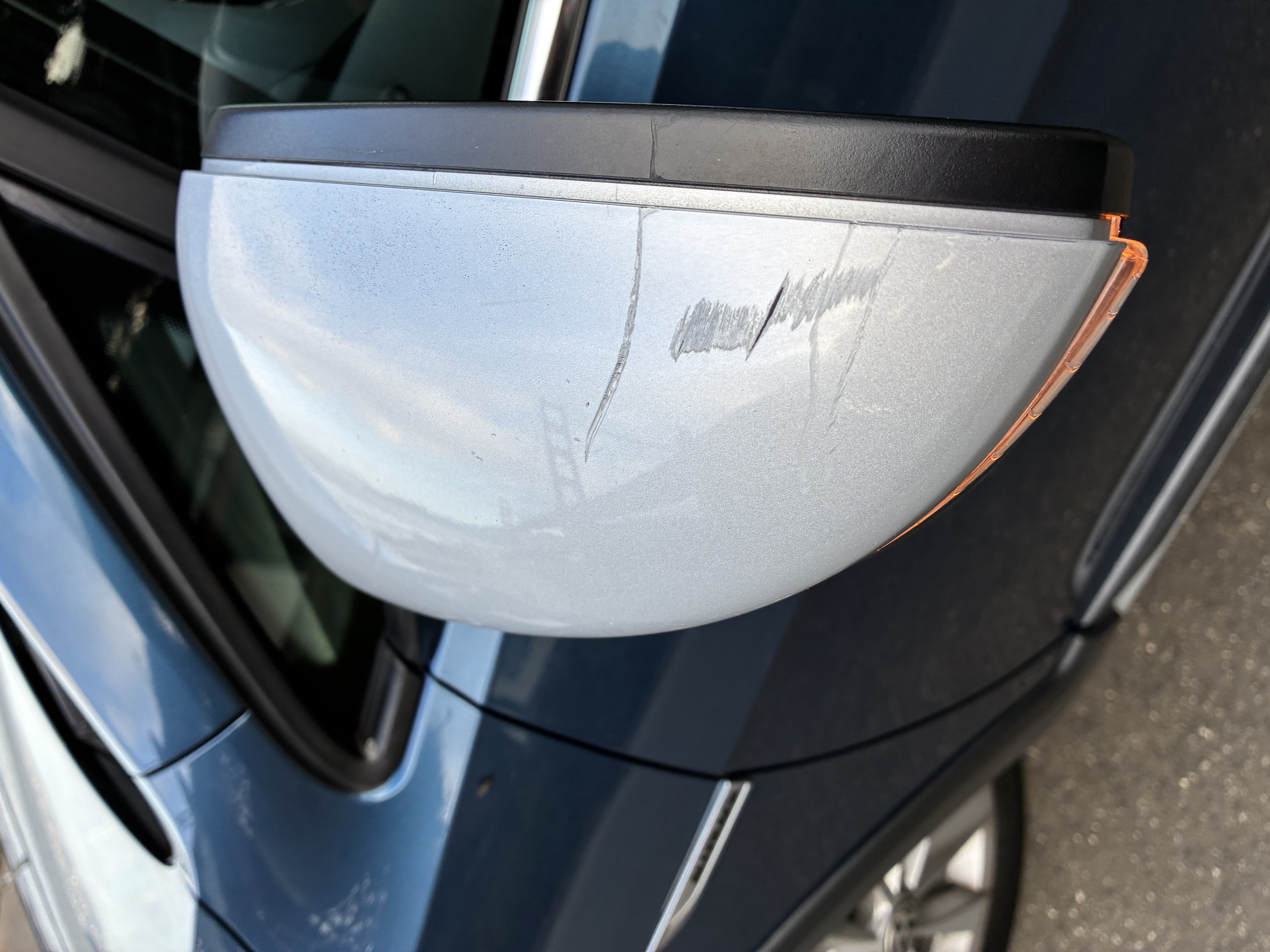 Used 2017 Volkswagen Golf Alltrack SE AWD/4WD image 9