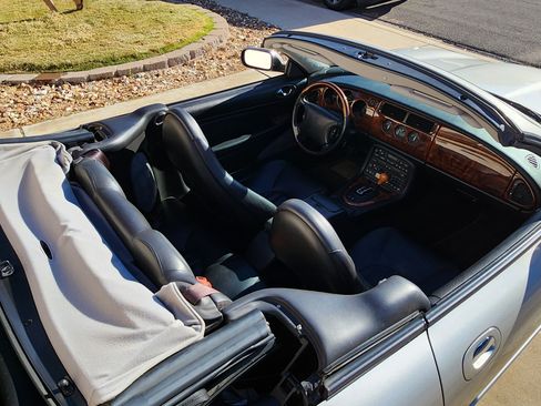 Used 1998 Jaguar XK8 Convertible image 6