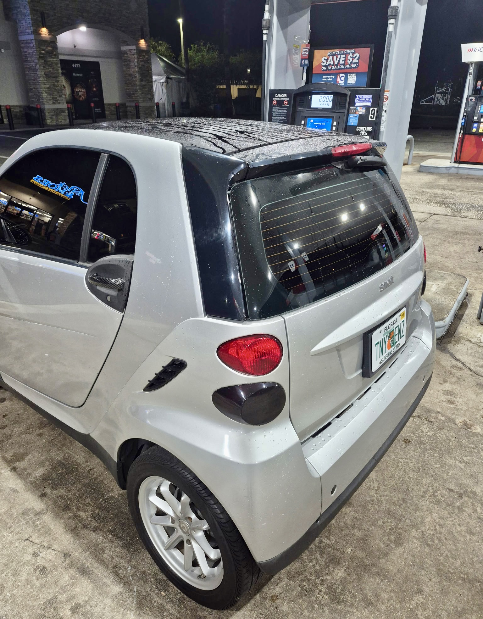 Used 2009 smart fortwo passion RWD image 11