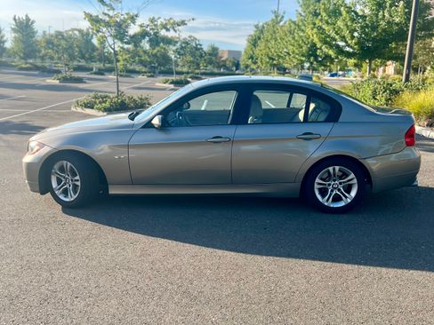 Used 2008 BMW 328xi Sedan AWD/4WD image 2
