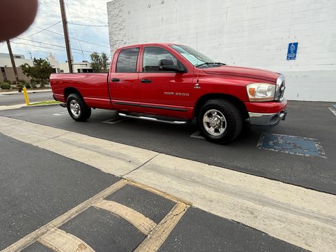 Used 2006 Dodge Ram 2500 Truck SLT w/ Quad Cab Big Horn Value Group image 4