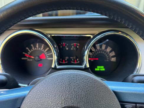 Used 2006 Ford Mustang GT Premium image 11