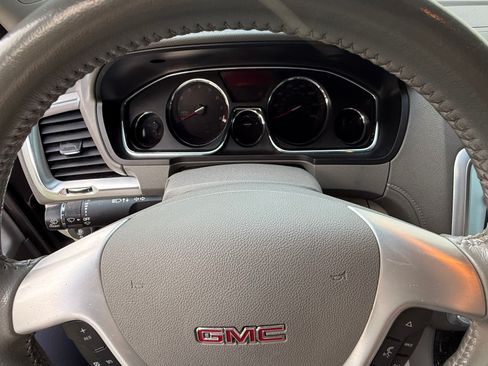 Used 2014 GMC Acadia SLT FWD image 4