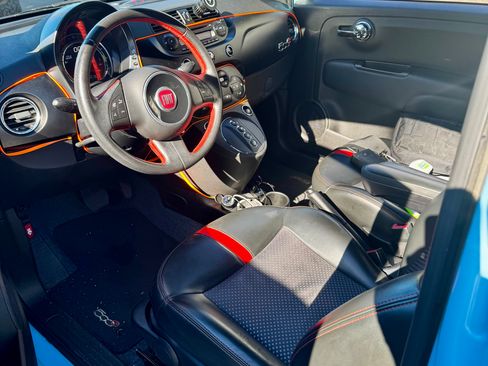 Used 2015 FIAT 500 e w/ Esport Package image 4