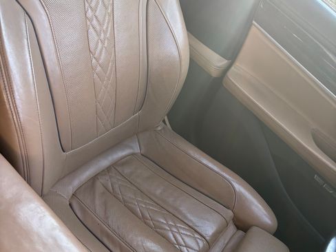 Used 2018 BMW 750i image 10