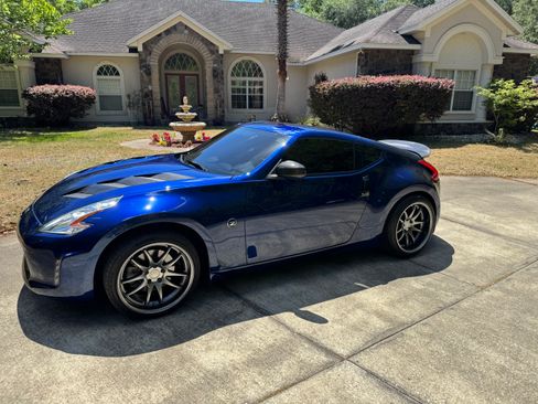 Used 2016 Nissan 370Z Coupe image 2