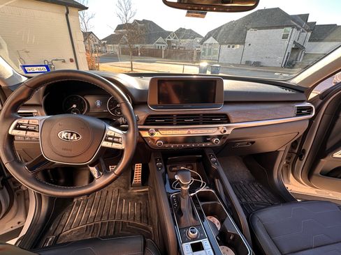 Used 2021 Kia Telluride SX w/ SX Prestige Package image 17