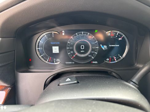 Used 2017 Cadillac Escalade Premium Luxury image 10