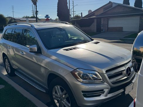 Used 2016 Mercedes-Benz GL 450 4MATIC image 10
