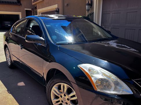 Used 2012 Nissan Altima 2.5 S w/ Convenience Pkg FWD image 5