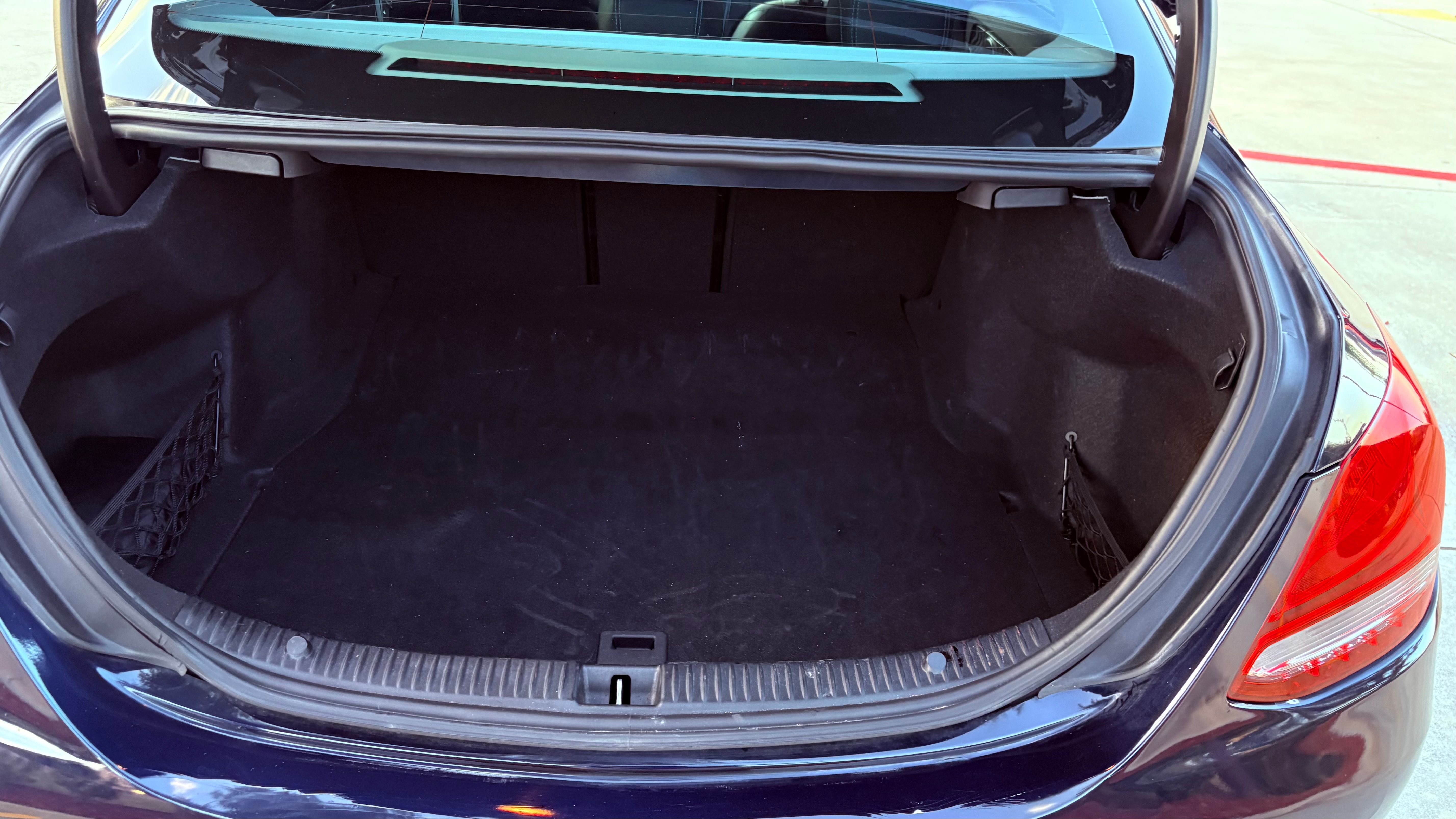 Used 2017 Mercedes-Benz C 300 Sedan image 13