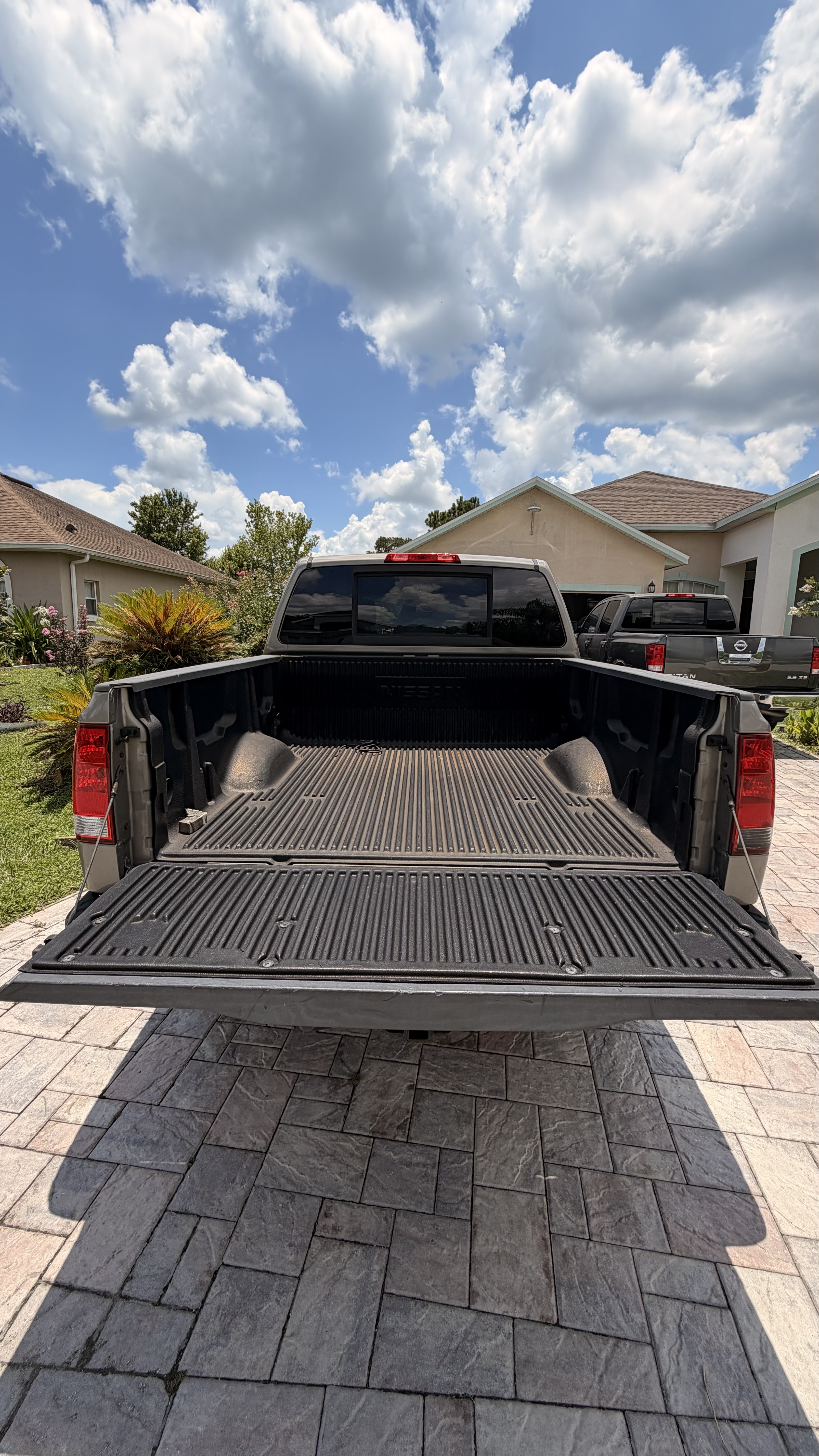Used 2008 Nissan Titan SE RWD image 9
