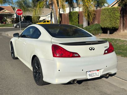 Used 2008 INFINITI G37 Journey w/ Premium Pkg