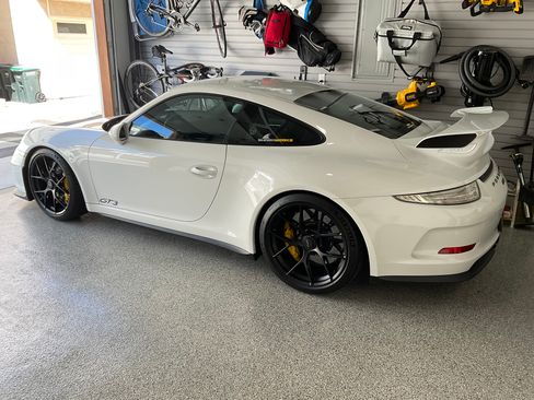 Used 2016 Porsche 911 GT3 image 4