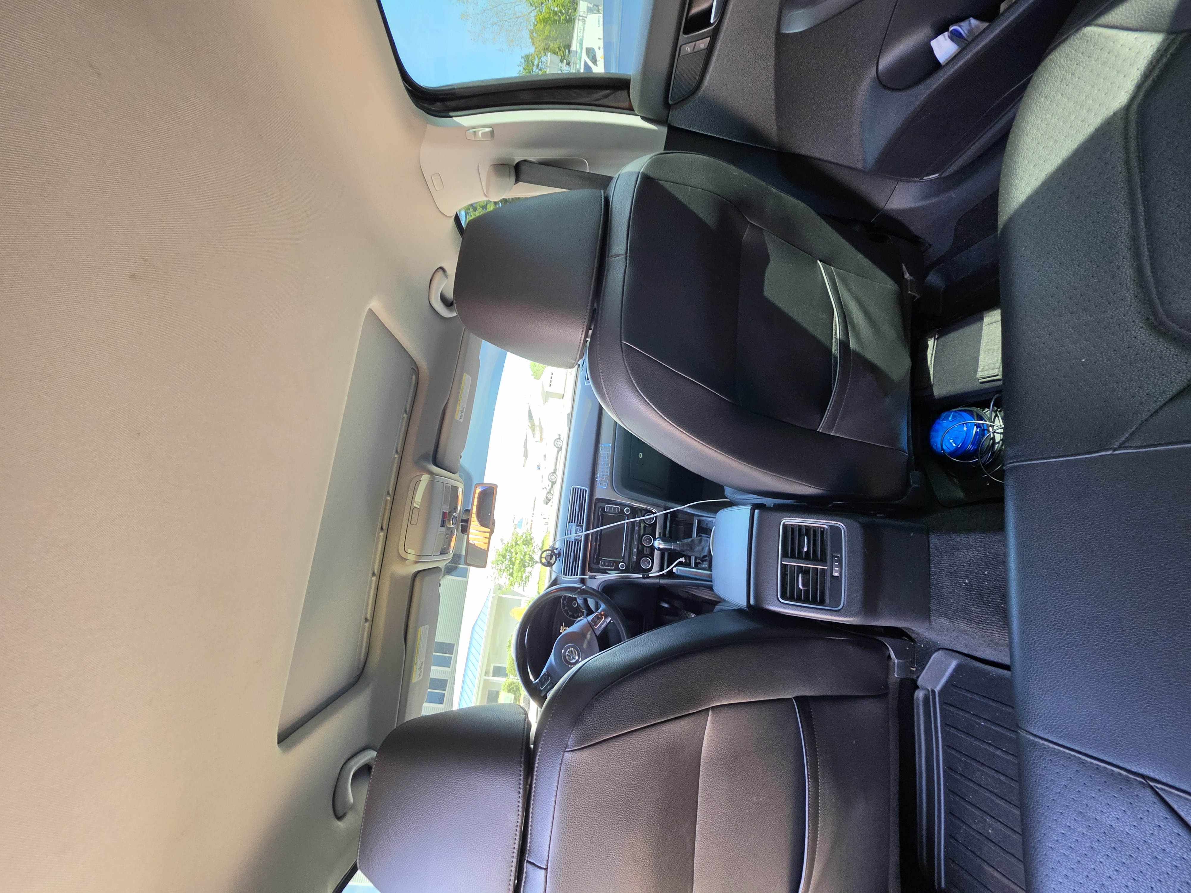Used 2014 Volkswagen Passat TDI SE FWD image 9