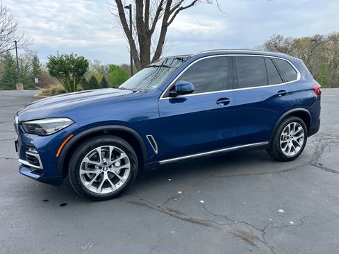 Used 2020 BMW X5 xDrive40i w/ Premium Package image 4