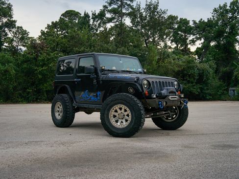 Used 2011 Jeep Wrangler Sport AWD/4WD image 1