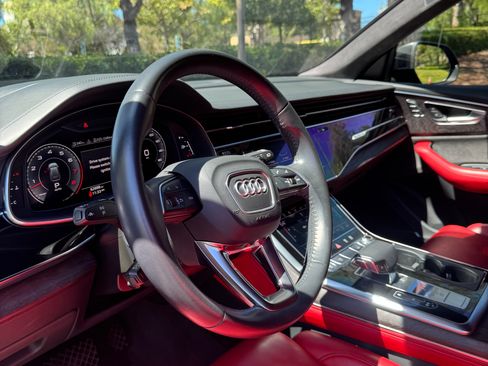 Used 2019 Audi Q8 Prestige w/ Luxury Package AWD/4WD image 14