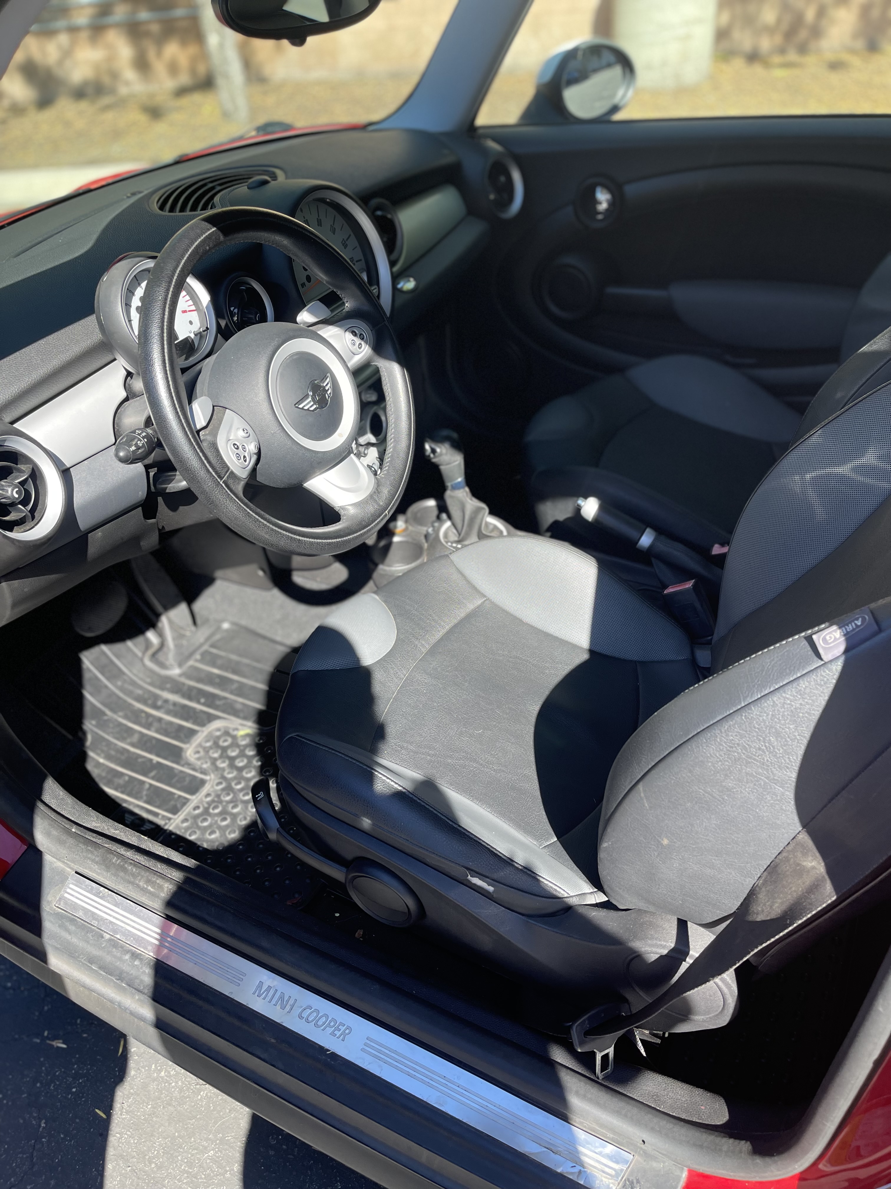 Used 2007 MINI Cooper Hardtop FWD image 5