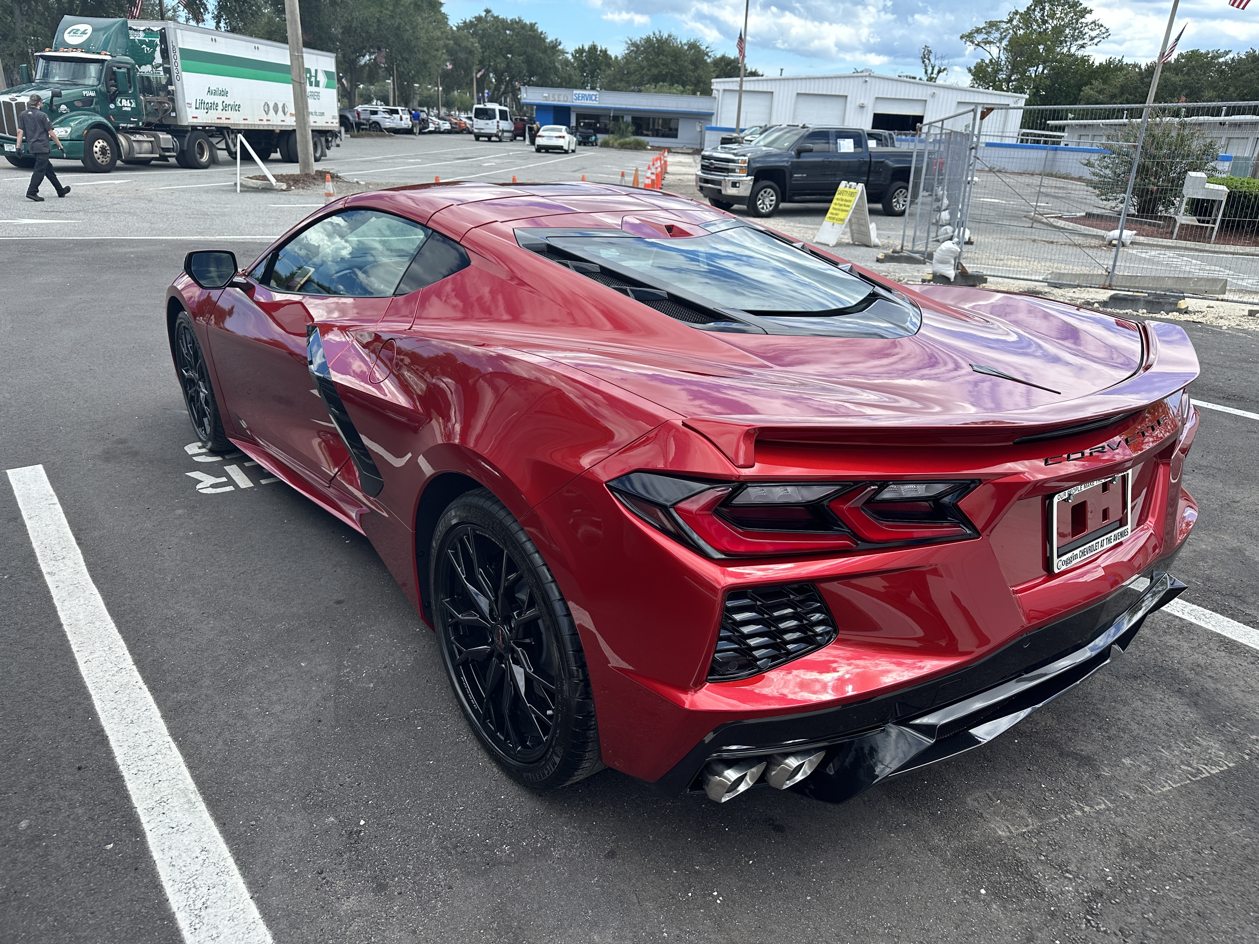 Used 2023 Chevrolet Corvette Stingray Preferred Cpe w/ Battery Protection Package RWD image 6