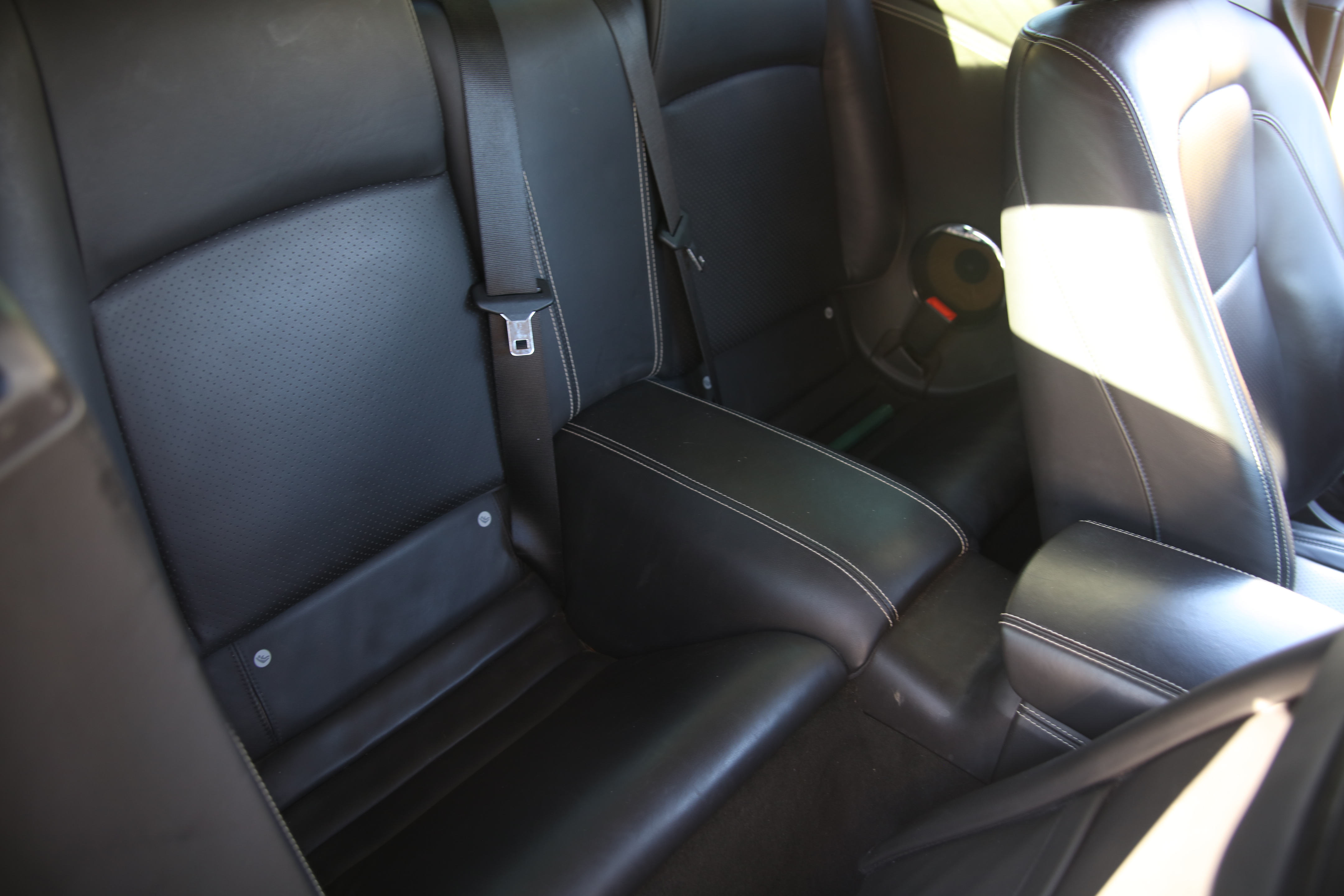Used 2010 Jaguar XK Coupe RWD image 25