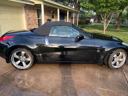 Used 2008 Nissan 350Z Grand Touring RWD image 6