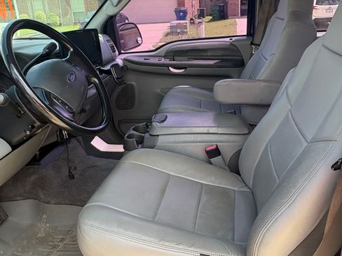 Used 2004 Ford F250 XLT RWD image 5
