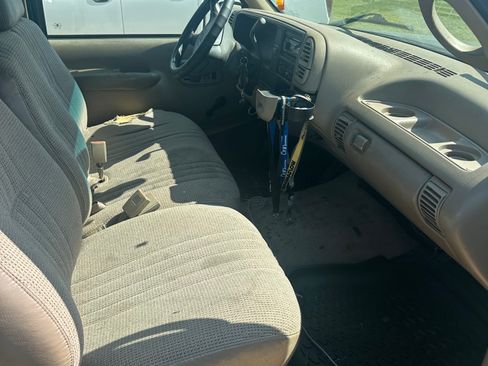 Used 1996 Chevrolet Silverado 1500 2WD Extended Cab image 9