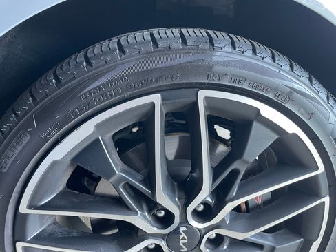 Used 2023 Kia K5 GT FWD image 8