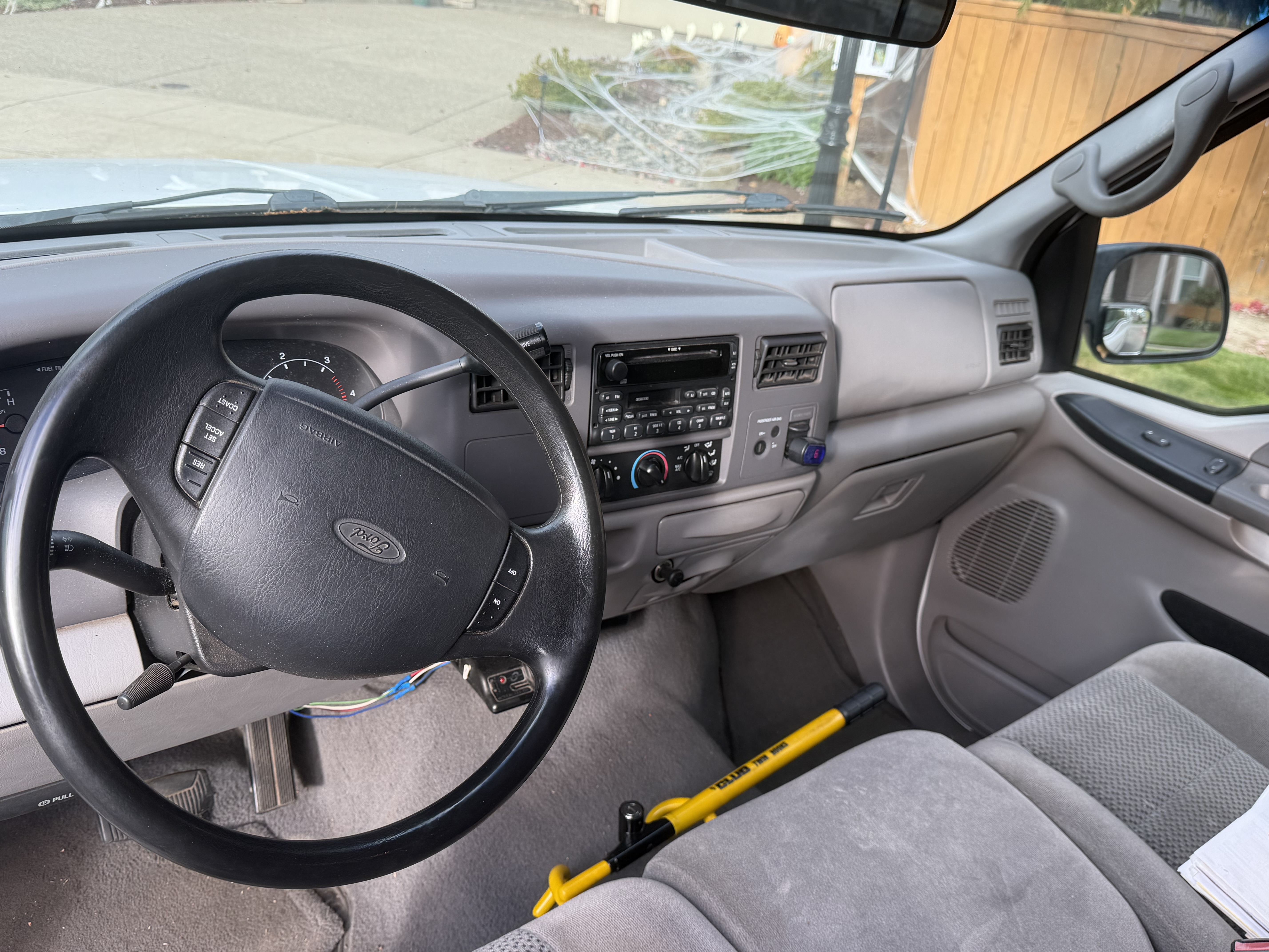 Used 2001 Ford F250 2WD SuperCab Super Duty image 12