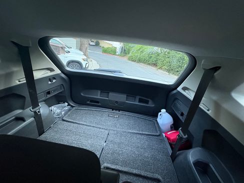 Used 2021 Volkswagen Tiguan S image 13