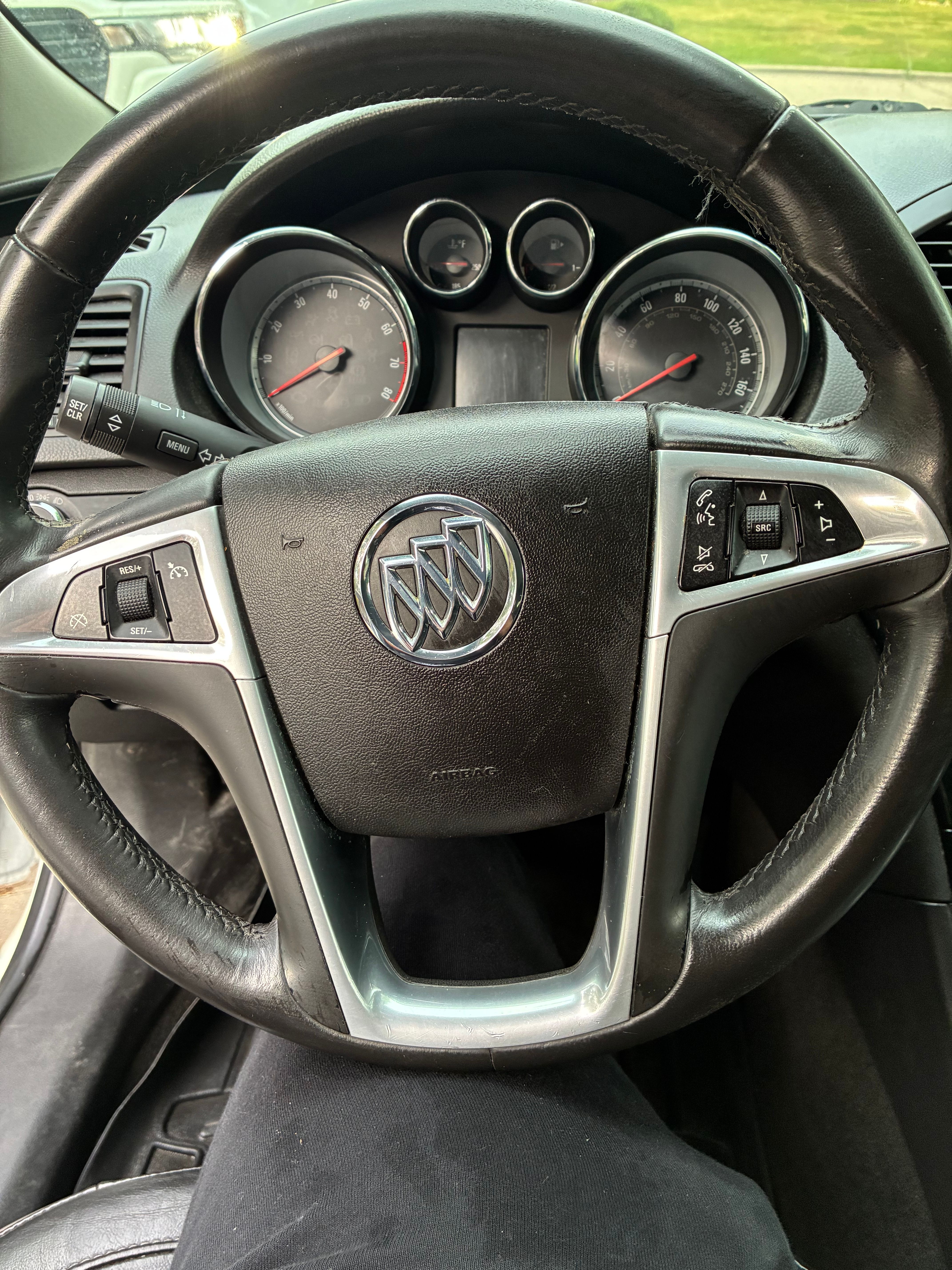 Used 2011 Buick Regal CXL FWD image 10