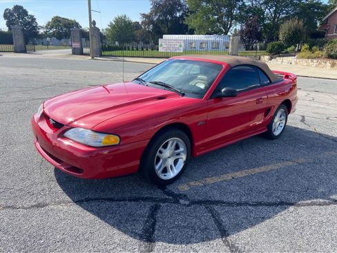 Used 1998 Ford Mustang GT image 4