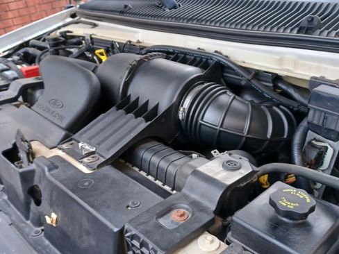 Used 2006 Ford E-350 and Econoline 350 Extended Super Duty image 4