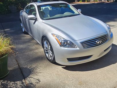 Used 2010 INFINITI G37 Journey w/ Premium Pkg