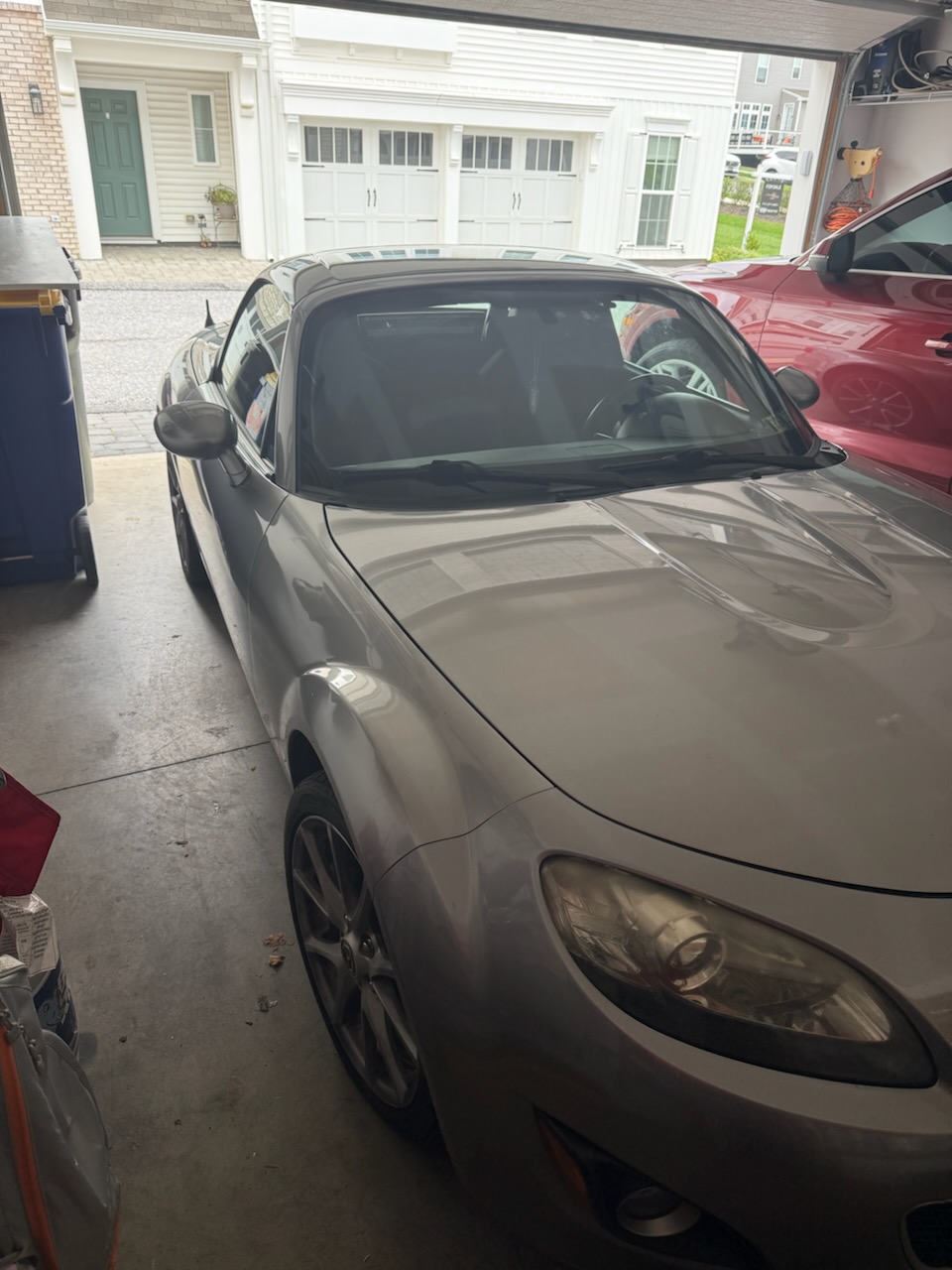 Used 2011 MAZDA MX-5 Miata Grand Touring w/ Premium Pkg RWD image 3