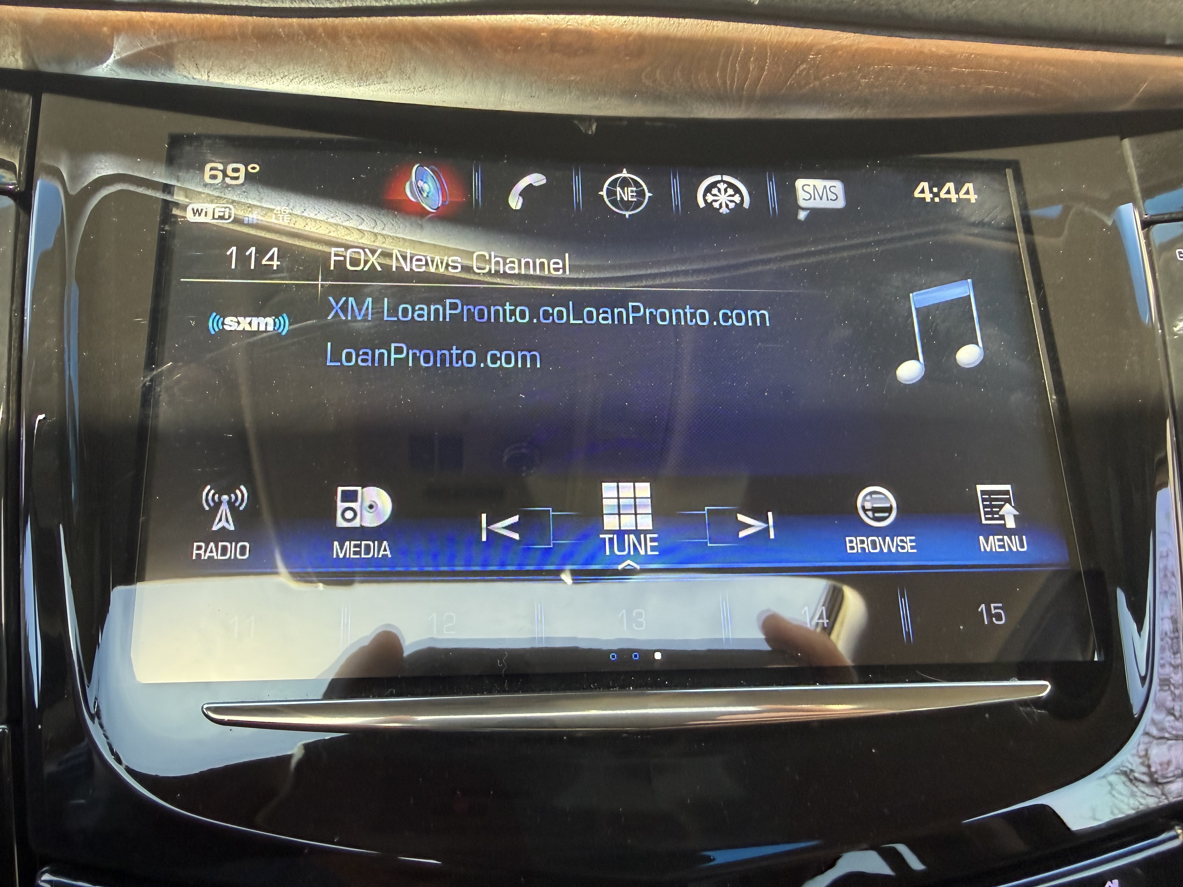 Used 2019 Cadillac Escalade Premium Luxury AWD/4WD image 15