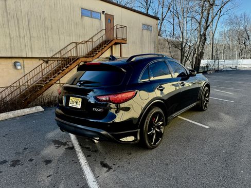 Used 2010 INFINITI FX50 AWD w/ Sport Pkg image 4
