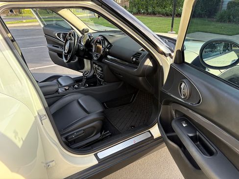 Used 2016 MINI Cooper Clubman S image 15