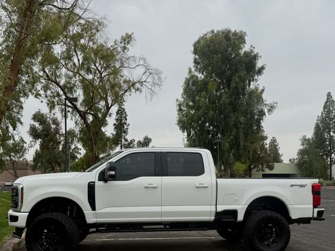 Used 2024 Ford F350 Lariat w/ Lariat Ultimate Package AWD/4WD image 6