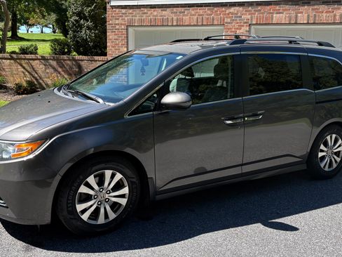 Used 2014 Honda Odyssey EX-L image 1