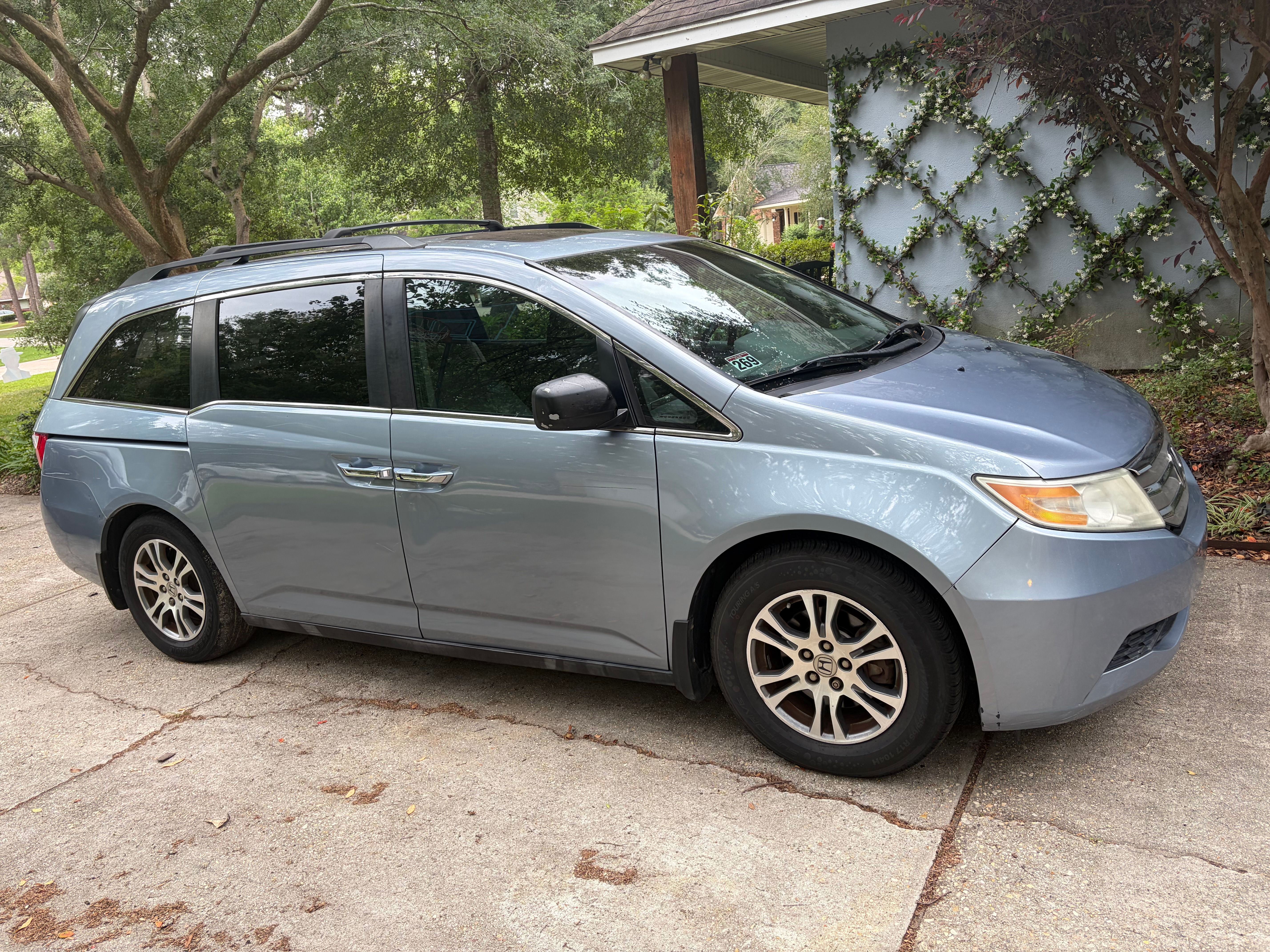 Used 2013 Honda Odyssey EX-L image 2