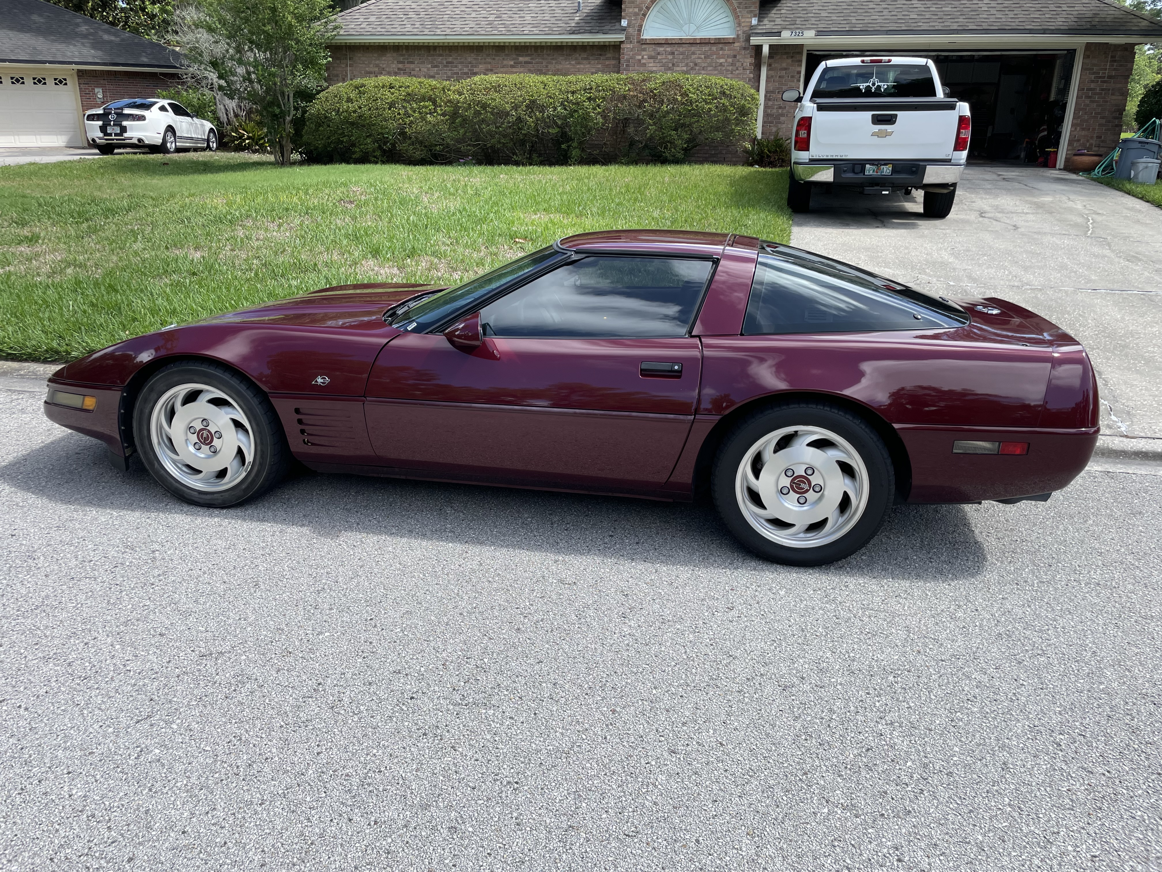 Used 1993 Chevrolet Corvette Coupe RWD image 6