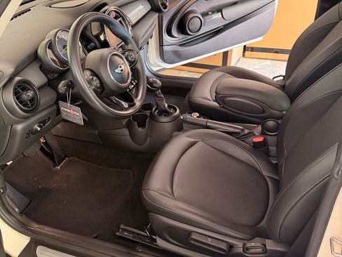Used 2018 MINI Cooper 2-Door Hardtop FWD image 11