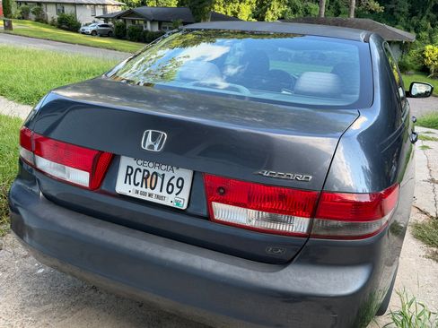 Used 2004 Honda Accord EX image 11