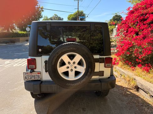 Used 2012 Jeep Wrangler Sport AWD/4WD image 2