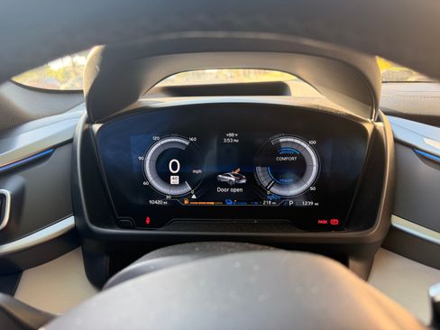 Used 2014 BMW i8 image 12