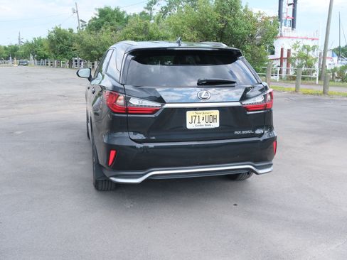 Used 2021 Lexus RX 350L AWD w/ Accessory Package image 2